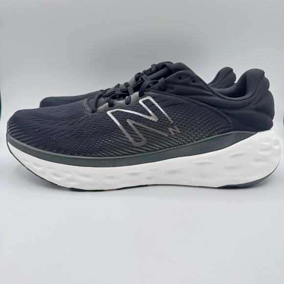 New Balance Fresh Foam 840v1 Black White Shoes Men’s Size 12.5 Women’s 14